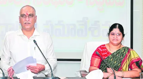 అధికారుల తీరు మారాలి