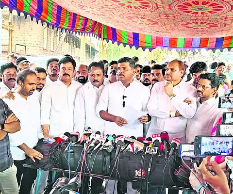 సింహాచలం ఘటన ప్రభుత్వ నిర్లక్ష్యమే..