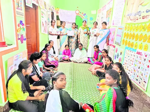 బాల్యవివాహాలను నిరోధించాలి