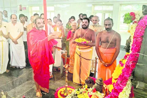 మనిషి మనిషిగా ఉంటే శత్రువులు ఉండరు 