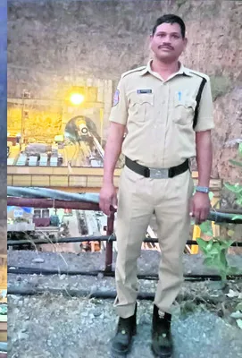 హైదరాబాద్‌లో కానిస్టేబుల్‌ మృతి  
