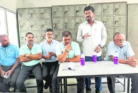 వృద్ధ
