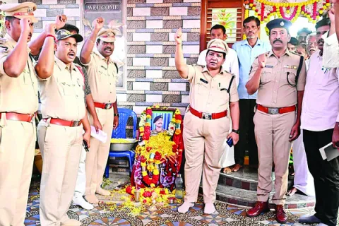 మురళీ