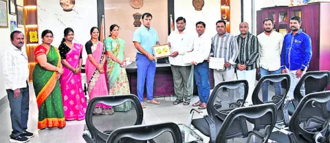బ్యాంకు రుణాల్లో జిల్లాకు అవార్డు