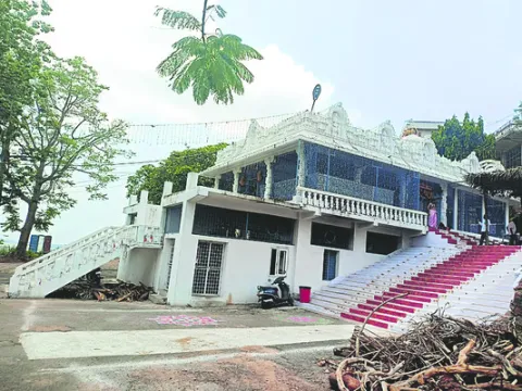 చండీ హోమం నిలిపివేత
