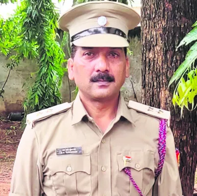 సాయుధ దళాలకు మద్దతుగా నిలుద్దాం 
