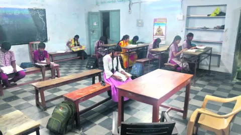 సమష్టి కృషితో శతశాతం ఫలితాలు