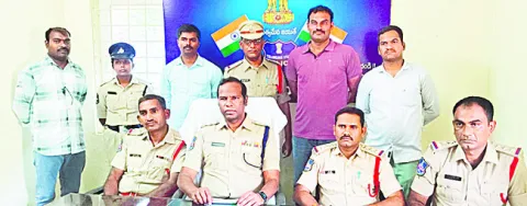 బంగారం కోసమే మహిళ హత్య