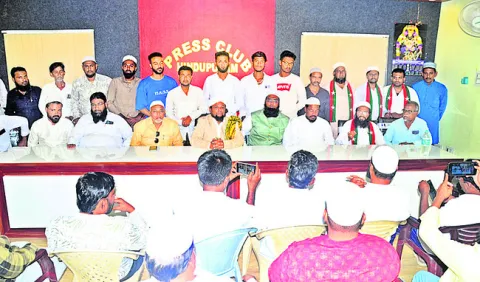 దేశ రక్షణకు ముస్లింలంతా సిద్ధం 