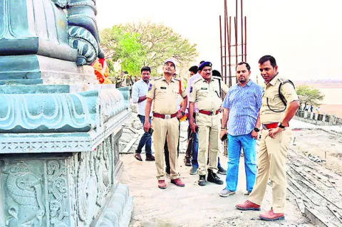 పనులు శరవేగంగా చేపట్టాలి