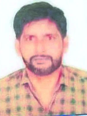 రోడ్డు ప్రమాదంలో వ్యక్తి దుర్మరణం 