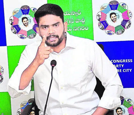 ప్రచారార్భాటాలే తప్ప చేస్తోందేమీలేదు