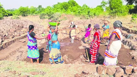‘ఉపాధి’కి కత్తెర