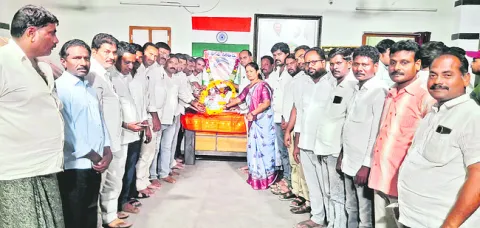 మురళీ నాయక్‌ భరతమాత ముద్దు బిడ్డ