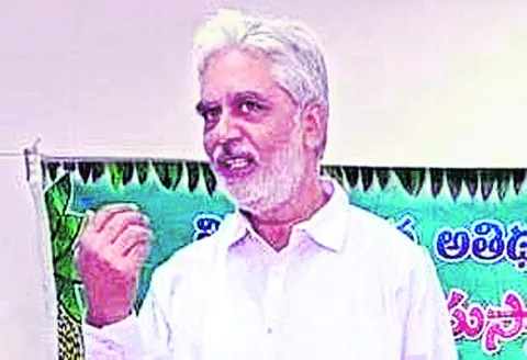 ప్రభుత్వ ధోరణిని ఖండిస్తున్నాం  
