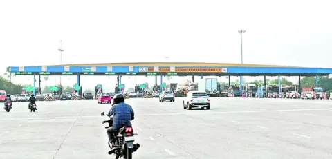 శాటిలైట్‌ టోల్‌ వసూలు ఇప్పట్లో లేనట్లే..