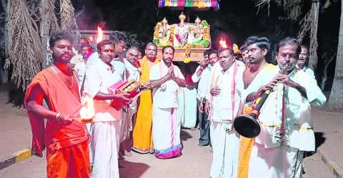 వైభవంగా నరసింహ జయంతి 