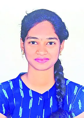 మెరిసిన రైతు బిడ్డ..