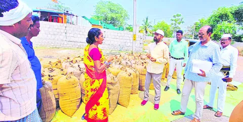 కొనుగోళ్లు త్వరగా పూర్తి చేయాలి