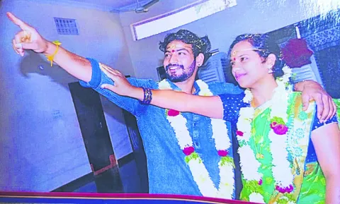 భార్య పుట్టింటికి వెళ్లిపోయిందని... 