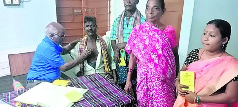ఉచిత వైద్యశిబిరానికి విశేష స్పందన