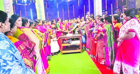 సోమవా
