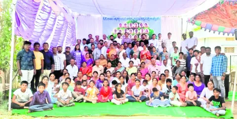 నాలుగు తరాల అను‘బంధం’ 

