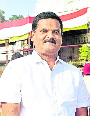 టీటీడీలో డెప్యూటీ ఈఓల బదిలీ 
