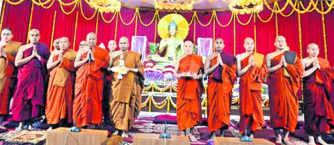 బుద్ధ