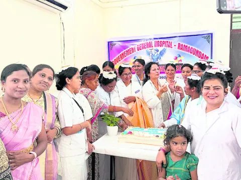 నర్సింగ్‌ సేవలు వెలకట్టలేనివి