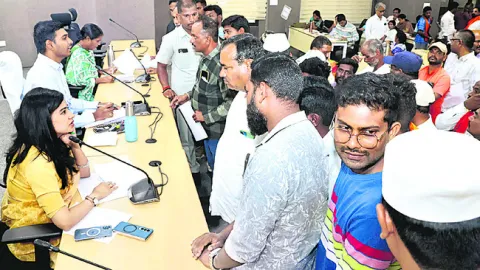 అర్జీల పరిష్కారానికి ప్రాధాన్యం