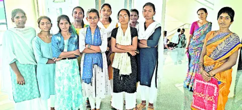 సెకండియర్‌ బోధన చేయలేమని..
