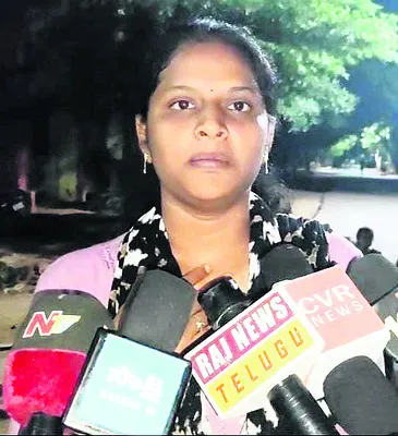 రూ.3.20 లక్షలు చెల్లించమంటున్నారు 
