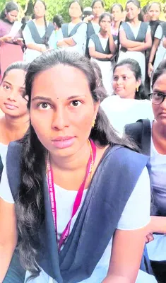 అధికారులు మాట మారుస్తున్నారు  
