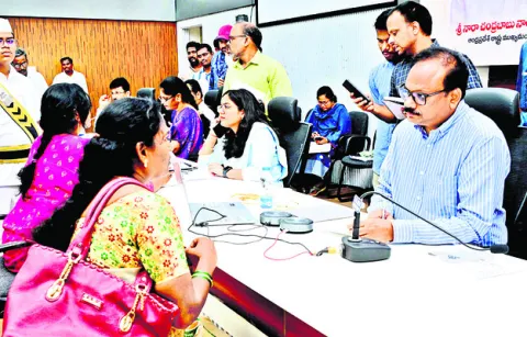 అర్జీదారులకు నాణ్యమైన పరిష్కారం చూపాలి 