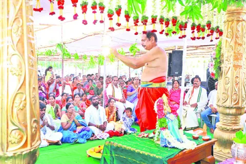 కనులపండువగా.. శ్రీలక్ష్మీనర్సింహస్వామి కల్యాణం 