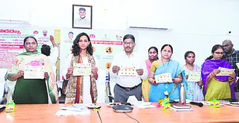 అధిక ఉష్ణోగ్రతలు, వేడిగాలులతో అప్రమత్తం 