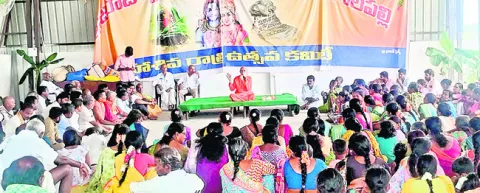 సంస్కృతీ, సంప్రదాయాలను కాపాడుకోవాలి