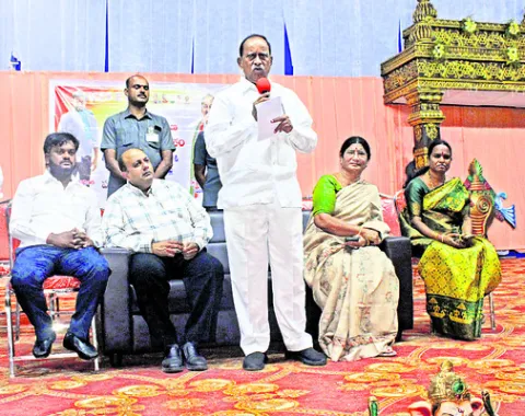 కాంగ్రెస్‌ బలోపేతానికి కృషి చేయాలి