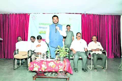 వెరిఫికేషన్‌ వేగంగా పూర్తి చేయాలి
