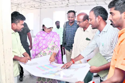 భూ సమస్యలను వెంటనే పరిష్కరించాలి 