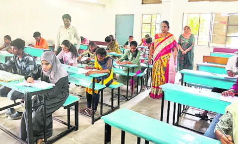 ప్రశాంతంగా పాలిసెట్‌ 
