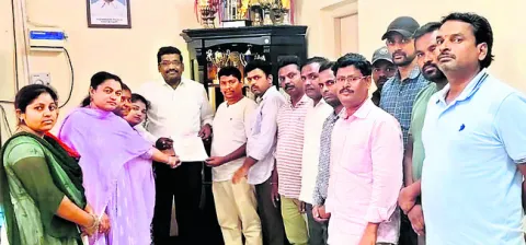 కాంట్రాక్టు గెస్ట్‌ ఫ్యాకల్టీకి 110 జీఓ అమలు చేయాలి