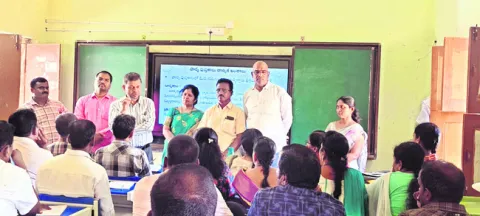 శిక్షణను సద్వినియోగం చేసుకోవాలి 
