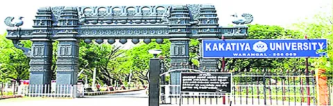 కేయూ తీరు.. విమర్శల పాలు 