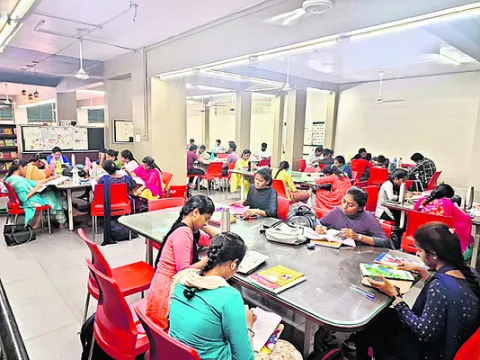 ఒకే రోజు.. ఒకే ప్రశ్నాపత్రం