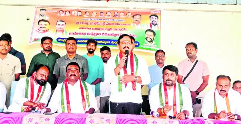 కాంగ్రెస్‌ విజయానికి కృషిచేసిన వారికే పదవులు