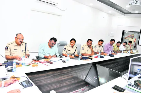 ‘మహాన