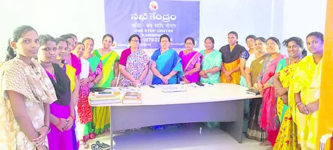 టెక్నాలజీతో మెరుగైన సేవలందించాలి