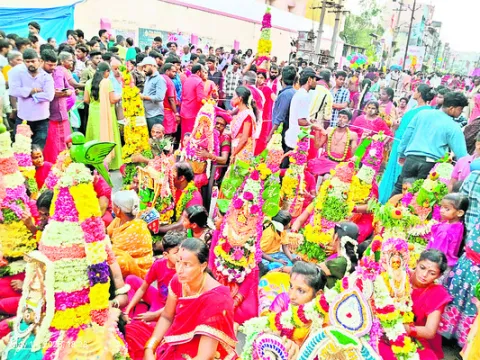 గంగమ్మ అభయం.. ఆనందమయం 